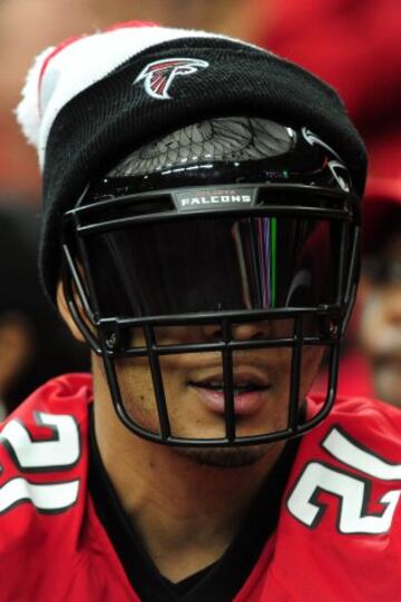 Mitad hombre, mitad robot, todo fan de los Falcons: RoboFan. Pr¨®ximamente en cines (porque en playoffs va a ser que no).