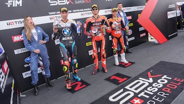 Bulega se agarra al Mundial con un doblete