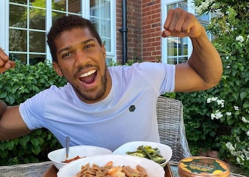 Los 10 deportistas que m¨¢s ganaron con Instagram durante el confinamiento