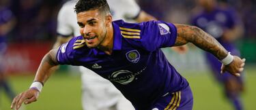 Zlatan y Vela encabezan lista de camisetas m¨¢s vendidas en MLS