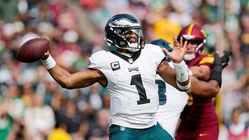 LANDOVER, MARYLAND - OCTOBER 29: Jalen Hurts #1 of the Philadelphia Eagles throws a pass during the second quarter of a game against the Washington Commanders at FedExField on October 29, 2023 in Landover, Maryland.   Jess Rapfogel/Getty Images/AFP (Photo by Jess Rapfogel / GETTY IMAGES NORTH AMERICA / Getty Images via AFP)