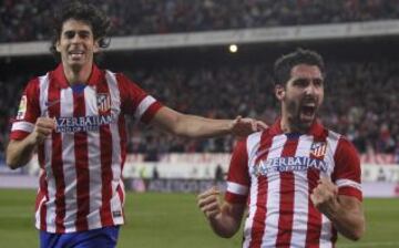 2-0. Raúl Gaarcía y Tiago celebran el segundo tanto.