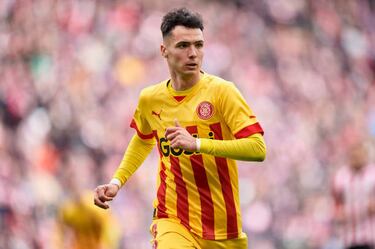 C¨¢rcel: ¡°Arnau causa sensaci¨®n, hay equipos grandes a los que les gusta¡±