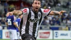 Pratto deja a Atlético MG como líder del grupo de Colo Colo