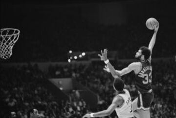 Kareem Abdul Jabbar llevó a los Bucks hasta su único título de la NBA antes de fichar por Los Angeles Lakers.