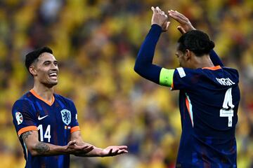 Netherlands' Tijani Reijnders and Virgil van Dijk