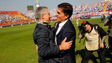 La U va por un bombazo y suma un nuevo candidato como DT: ya fue campeón en Chile