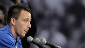 John Terry: "El partido ante Eslovenia es una oportunidad para resarcirnos"