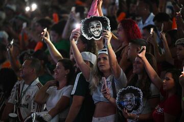 Los aficionados de Fluminense en la presentación de Marcelo.