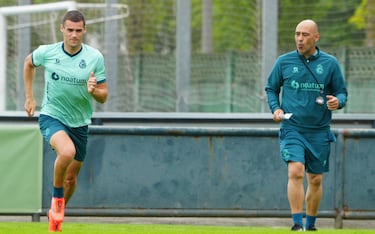 José Alberto sigue haciendo malabares con el lateral derecho