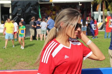 Aficionados en la Fan Zone.