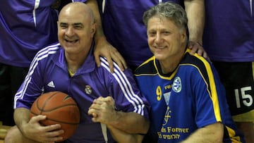 Vicente Ramos y Berkowitz, en un partido de veteranos.