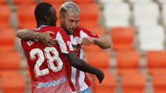 Carrillo, del Lugo, celebra un gol.