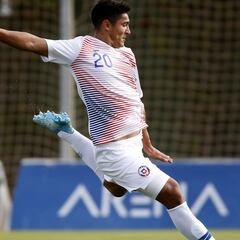 La ex promesa de la U que podría llegar al Bologna de Medel