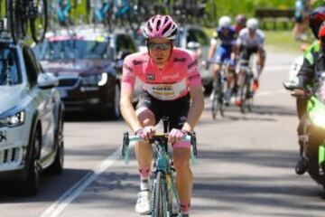 El neerlandés del Lotto-NL Jumbo regresa al Giro, tras acariciar la victoria final el año pasado. Una caí­da en el descenso del Agnello hizo que quedara fuera del podio. 