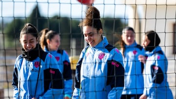 María Valenzuela de vuelta a los entrenamientos del Levante UD