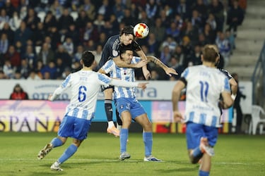 Carreras, mejor de lateral