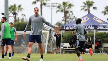 Zlatan en entrenamiento con Galaxy