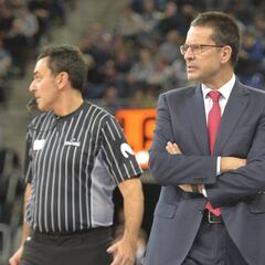 Pedro Martínez pide sanción a Mumbrú por un codazo a Jones