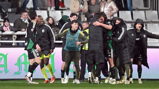 Burgos-Málaga: TV, horario y cómo ver LaLiga Hypermotion online