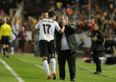 JORDI ALBA DEDICÓ UNO DE SUS GOLES COMO MURCIÉLAGO A ESPAÑETA