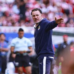 Se hunden las Chivas de Milito