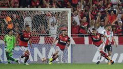 Flamengo humill&oacute; a Palestino en Brasil.