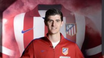 El portero belga espara a los culés.