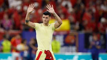 DUSSELDORF (ALEMANIA), 24/06/2024.- El delantero español Álvaro Morata celebra la victoria del conjunto tras el encuentro de la fase de grupos de la Eurocopa 2024 disputado entre las selecciones de España y Albania en Düsseldorf (Alemania), este lunes. EFE/ Alberto Estévez
