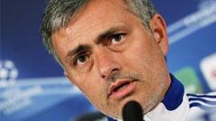 Mourinho: "Las tarjetas no condicionarán la alineación"