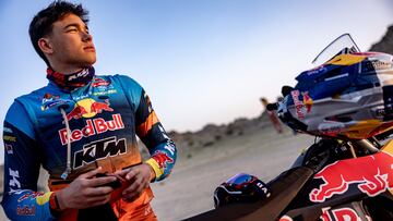 Canet: “He aprendido a no pasar a un camello en mitad de un río a 120 km/h”