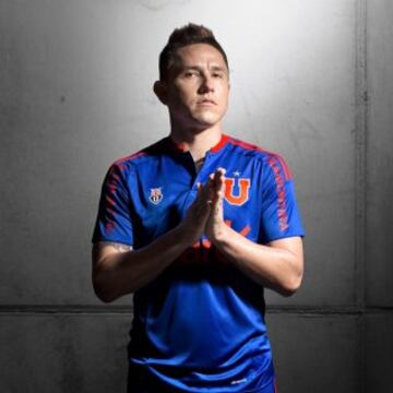 Los azules presentaron su nueva camiseta ese mediodía.