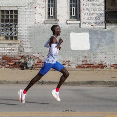 Muere Kiptum, plusmarquista mundial de maratón, en un accidente de tráfico