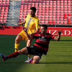 La dirección deportiva del Mirandés trabaja en silencio