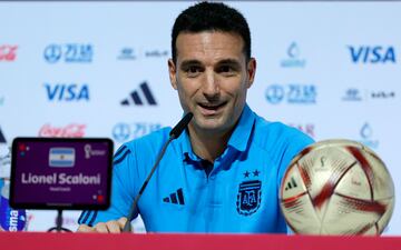 Argentina's head coach Lionel Scaloni speaks during a press conference in Doha, Qatar, 17 December 2022.