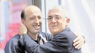 <b>RATIFICADO. </b>El abrazo entre Lotina y Sánchez Llibre podría repetirse.