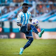 Costas: “Los mejores extremos en Argentina son los colombianos”