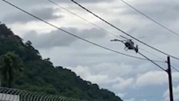 Neymar arrives by helicopter for his first training session with Santos