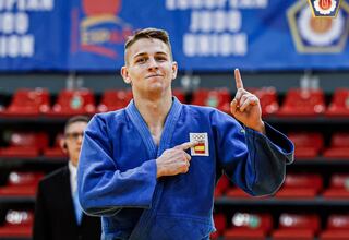 Anton Shuhalieiev regresa del Grand Prix de Zagreb con la medalla de plata