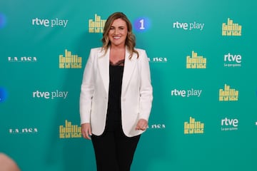 La viguesa compaginar su labor como colaboradora en 'La familia de la tele' con 'Tentculos', el programa que presenta de lunes a viernes en TEN. Supone su regreso a la televisin convencional tras su polmica salida de Mediaset.