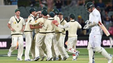 Australia exert grip on third test against South Africa