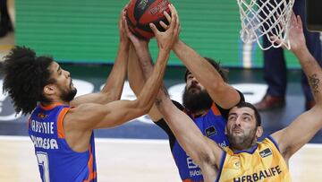 Loyd volvió a ser Curry y el Valencia está en semifinales