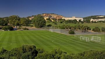 Campos de fútbol del hotel Barceló Montecastillo Golf.