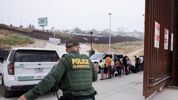 Los inmigrantes indocumentados que han vivido en Estados Unidos un año o más pueden enfrentar el ‘castigo de los 10 años’.