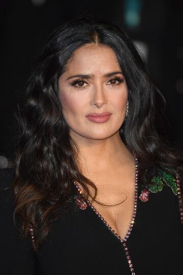 El cambio de look de moreno a rubio de Salma Hayek sólo fue momentáneo. La mexicana volvió a lucir su habitual melena.