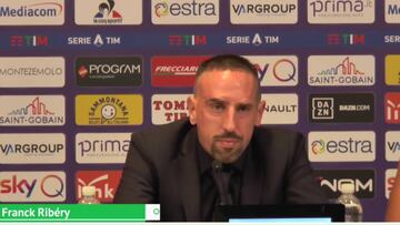 Italia aplaude emocionada: la declaraci¨®n de amor al f¨²tbol de Rib¨¨ry y el gran elogio a Totti