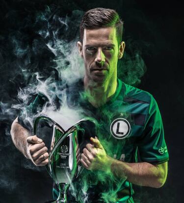 "Es dif¨ªcil estar 11 a?os en un club tan exigente como el Legia"