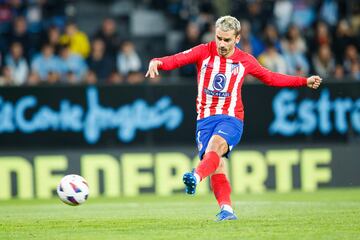 No falló Antoine Griezmann desde los once metros. Engañó al debutante Guaita, que se venció a su derecha, con el francés ejecutando el disparo hacia el lado contrario. Golpea el Atlético de Madrid en Balaídos. 0-1.