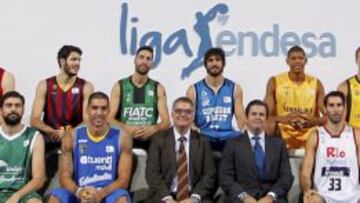 estreno. Hernangómez (Sevilla), Mumbrú (Bilbao), Norel (CAI), Abrines (Barça), Vidal (Joventut), Díez (Gipuzkoa), Tavares (Granca), Sikma (Tenerife), Heurtel (Baskonia), Dewar (Manresa), Ribas (Valencia), Neto (Murcia), Vasileiadis (Unicaja), Martín (Estu), Roca (ACB), Prado (Endesa), Corbacho (Obra), Nocioni (Madrid), Sada (Andorra) y Panko (Fuenla).