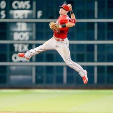 Trout y los Angels van a por la yugular de los Astros